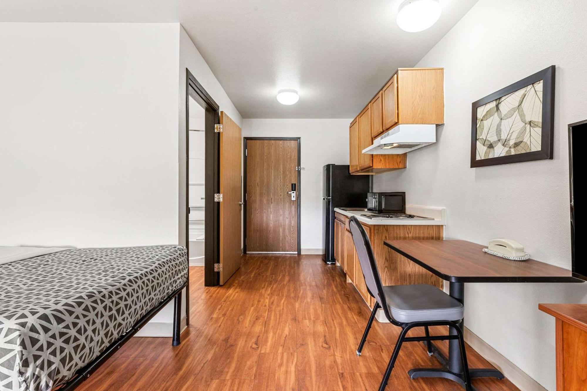 Woodspring Suites 圖爾薩 外观 照片