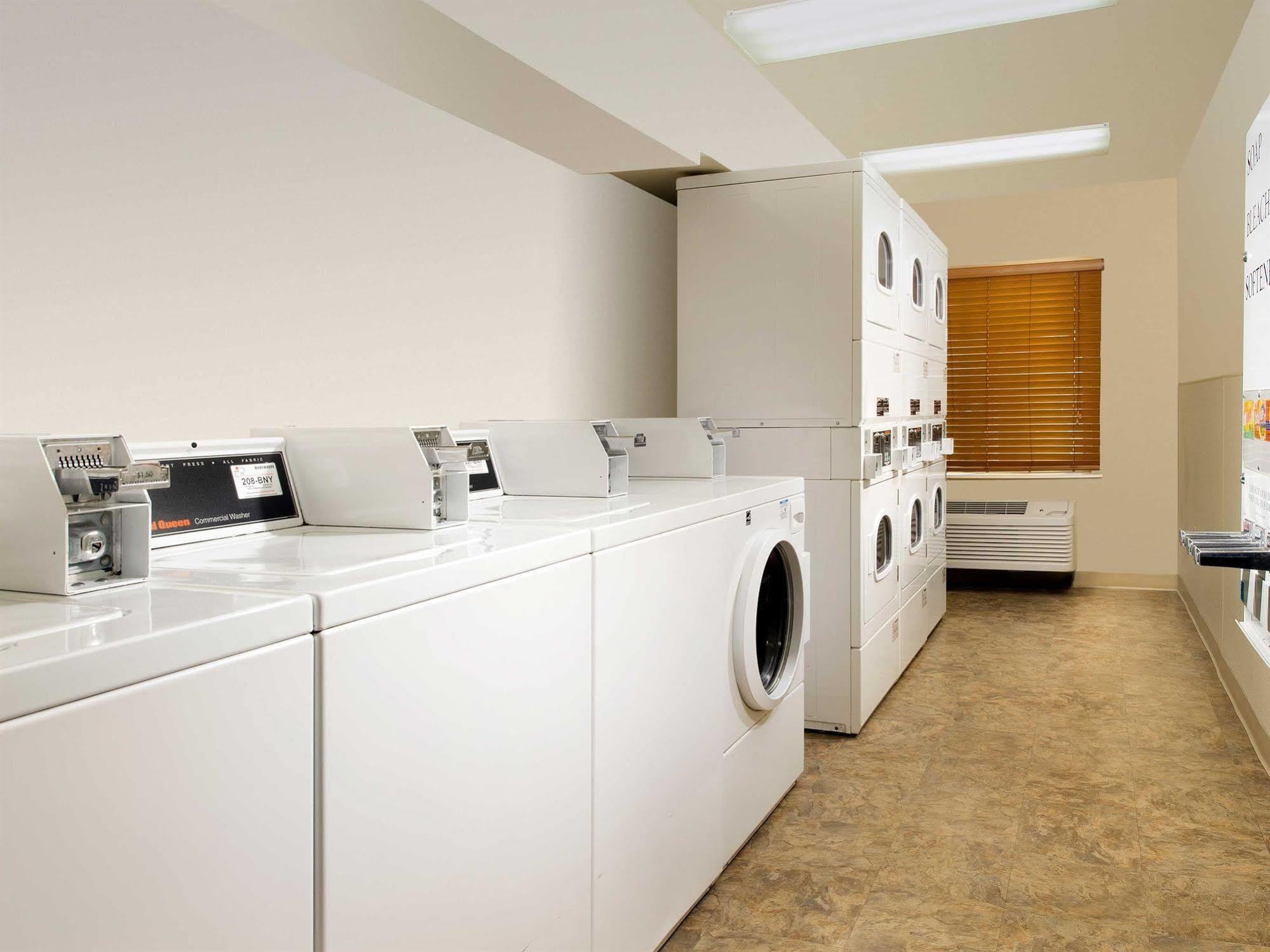 Woodspring Suites 圖爾薩 外观 照片